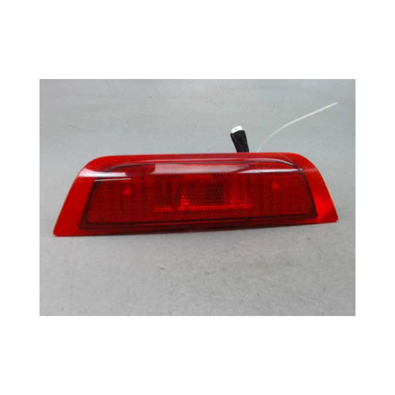 FEUX STOP SUPPLEMENTAIRE NISSAN MICRA