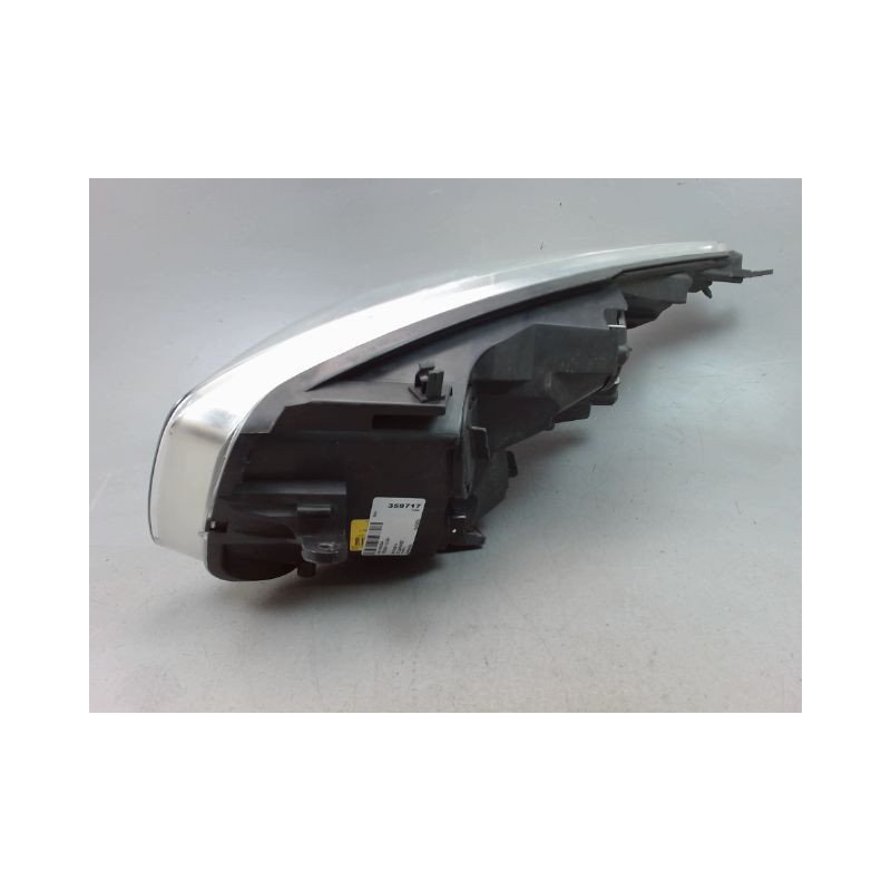 PHARE DROIT KIA VENGA 09-