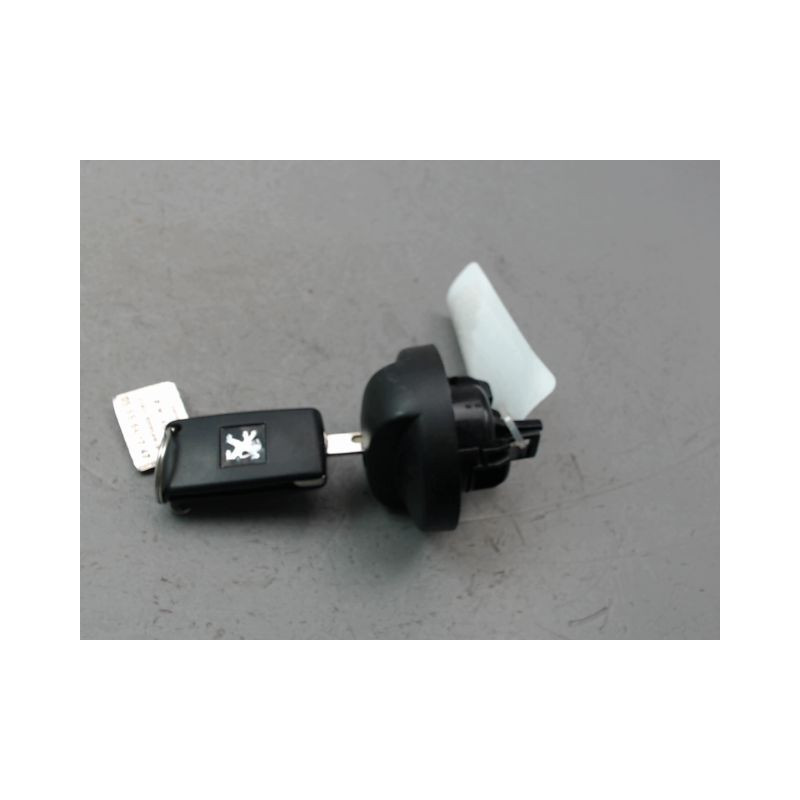 BOUCHON RESERVOIR A CARBURANT PEUGEOT 207 SW 2007-2013