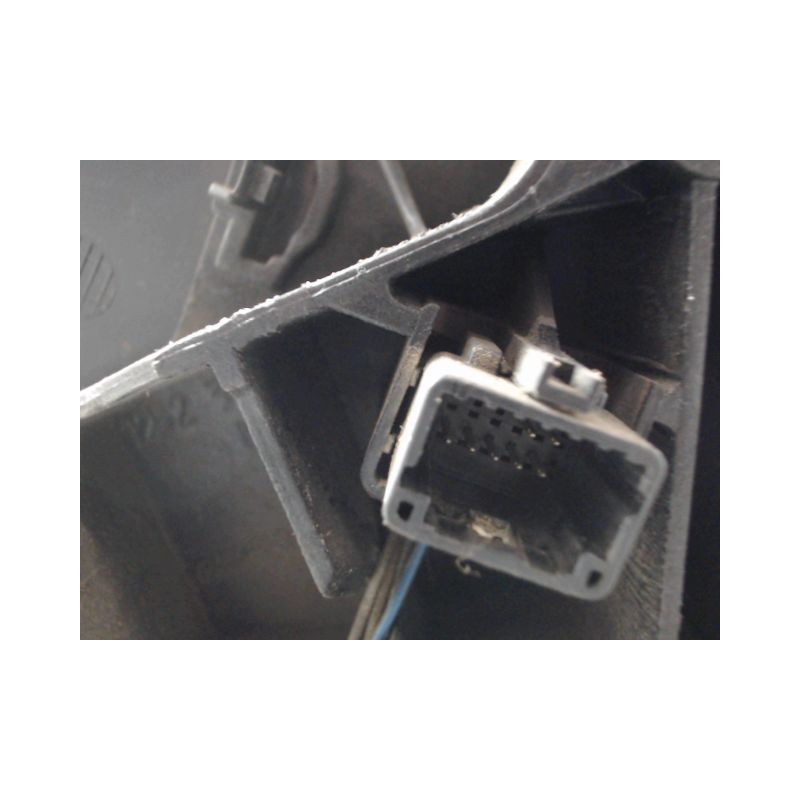 RETROVISEUR EXTERIEUR ELECTRIQUE DROIT RENAULT MEGANE BREAK III Phase 2 2012-2014