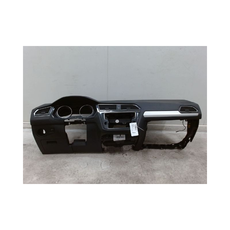 PLANCHE DE BORD  VOLKSWAGEN TIGUAN