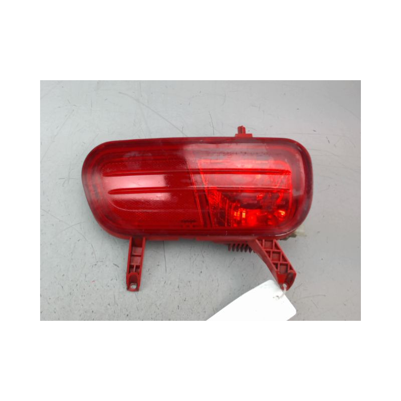 FEU DE PARE-CHOC ARRIERE GAUCHE PEUGEOT 5008 2009-