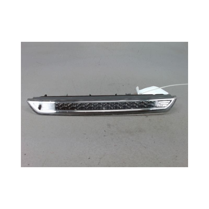 FEUX STOP SUPPLEMENTAIRE PEUGEOT 308 2009-