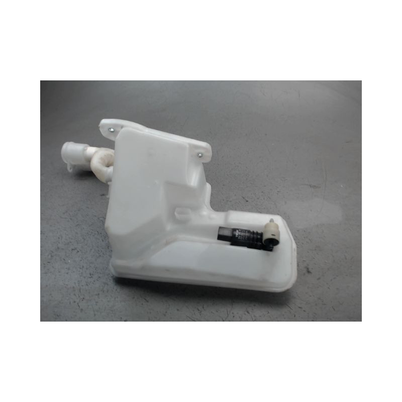 RESERVOIR LAVE-GLACE AVANT AUDI A3