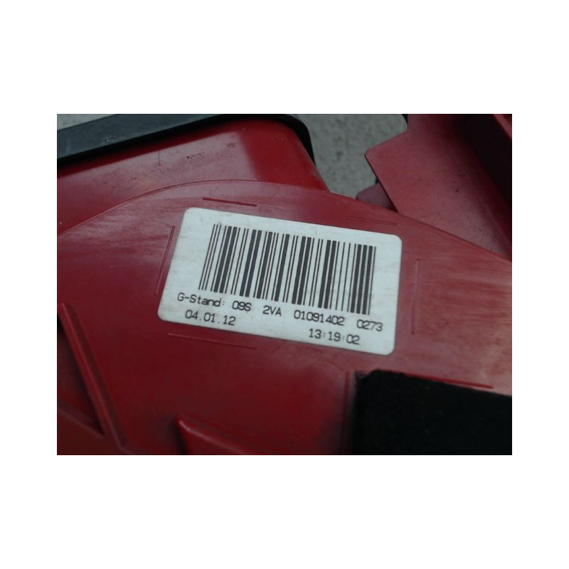FEU ARRIERE DROIT AUDI A4