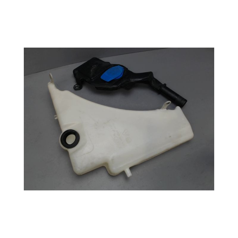RESERVOIR LAVE-GLACE AVANT AUDI A4