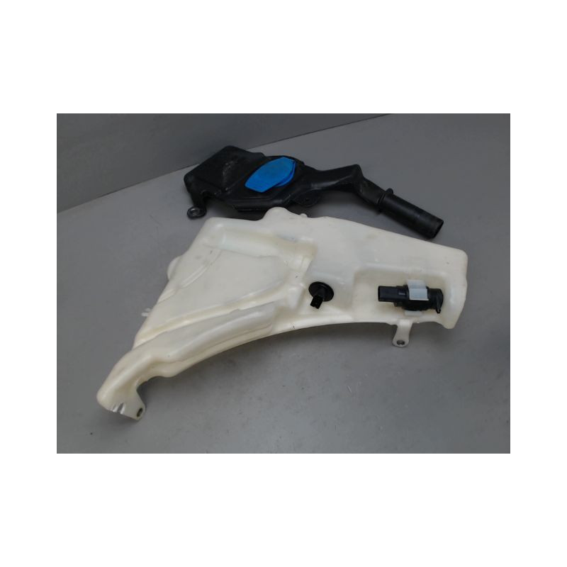 RESERVOIR LAVE-GLACE AVANT AUDI A4
