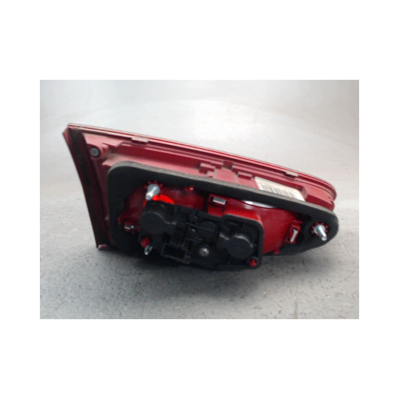 FEU ARRIERE INTERIEUR DROIT AUDI A4
