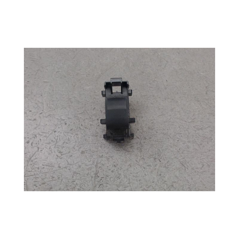 COMMANDE LEVE-GLACE PORTE AVD PEUGEOT 108