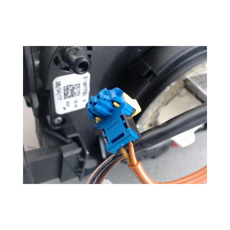 BLOC COMMODOS PEUGEOT 208