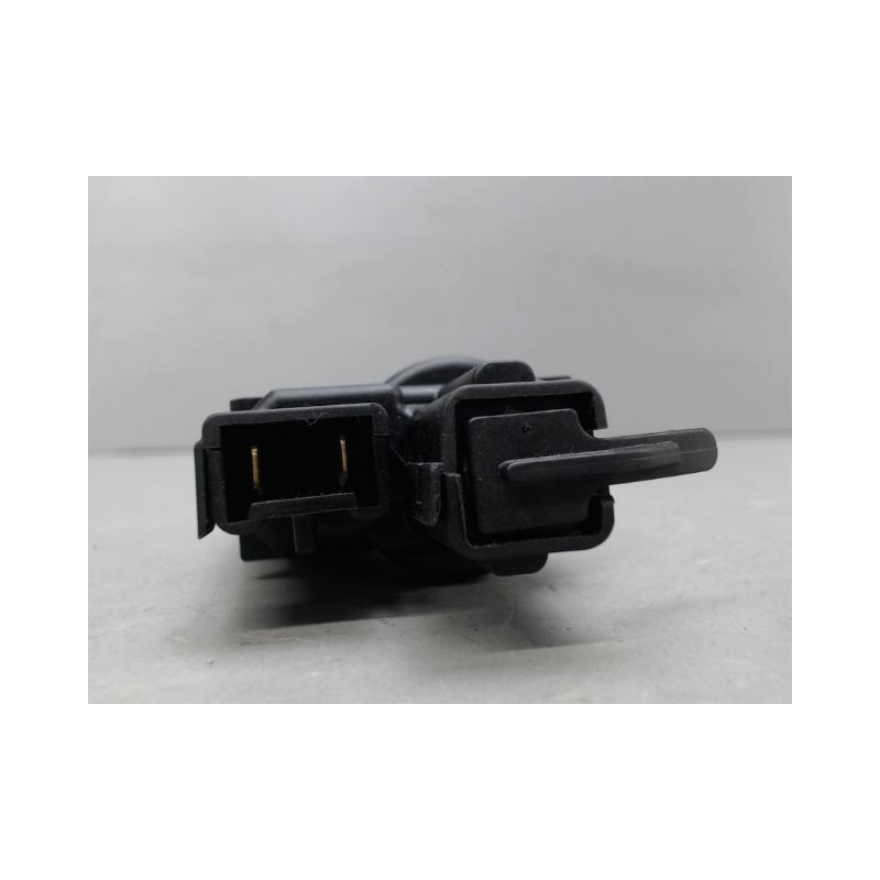 ACTIONNEUR TRAPPE CARBURANT RENAULT MEGANE