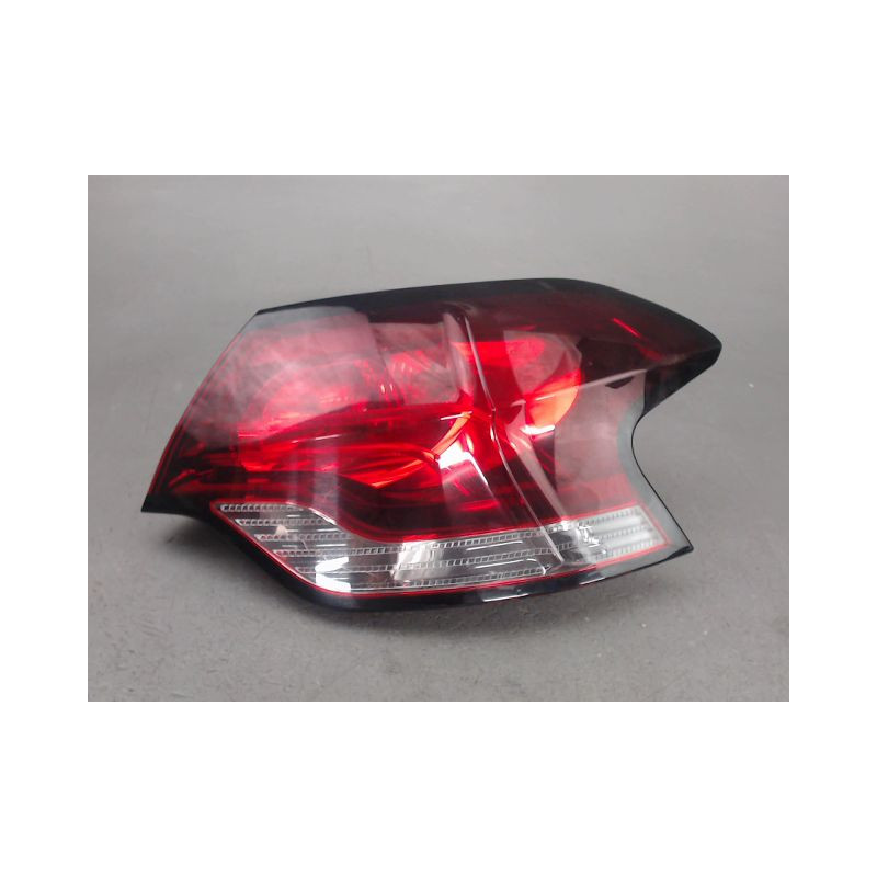 FEU ARRIERE DROIT CITROEN DS4