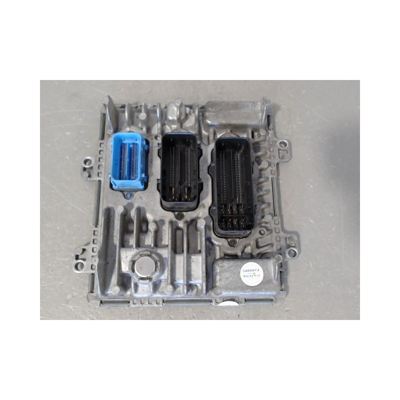 CALCULATEUR MOTEUR OPEL MOKKA