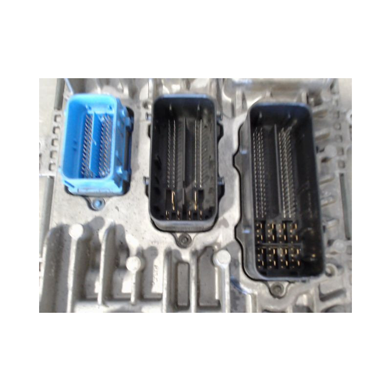 CALCULATEUR MOTEUR OPEL MOKKA