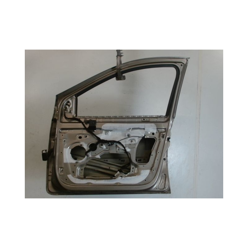 PORTE AVANT DROIT RENAULT CLIO