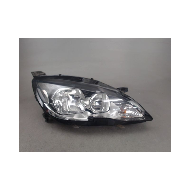 PHARE DROIT PEUGEOT 308