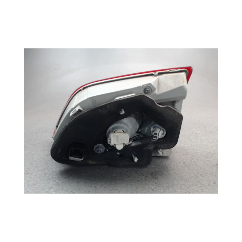 FEU ARRIERE INTERIEUR GAUCHE PEUGEOT 308