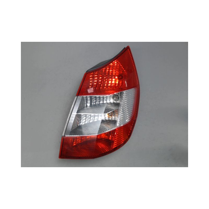 FEU ARRIERE DROIT RENAULT MEGANE