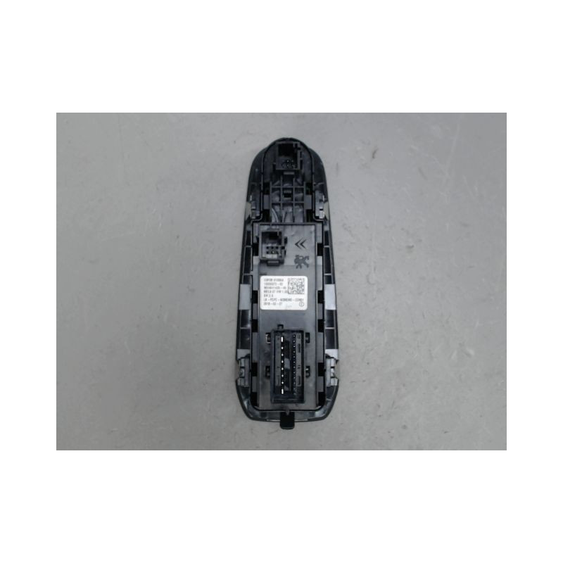 COMMANDE LEVE-GLACE PORTE AVG PEUGEOT 308