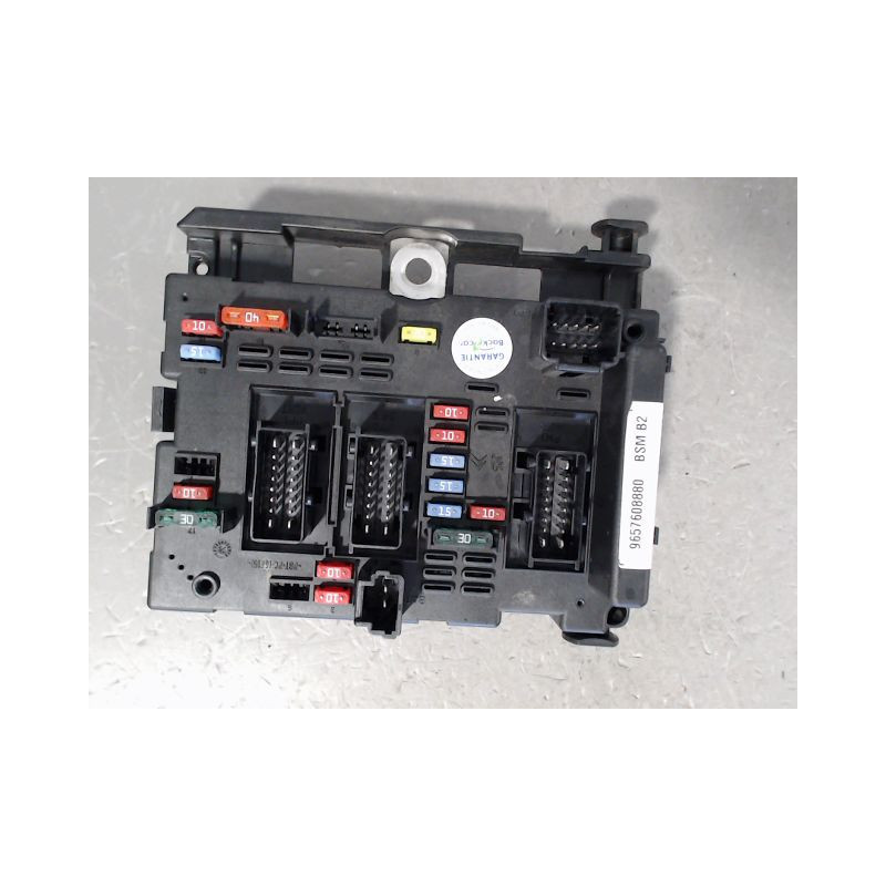 BOITE A FUSIBLES PEUGEOT 206