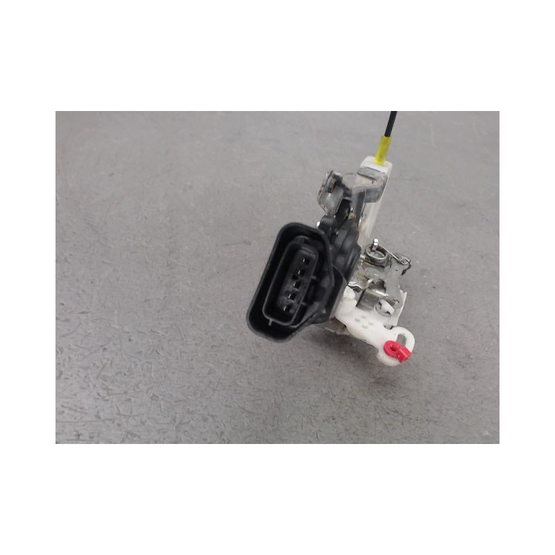 SYSTEME CONDAMNATION AVANT GAUCHE PEUGEOT 107
