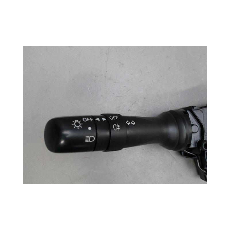 COMMANDE CLIGNOTANT PEUGEOT 107