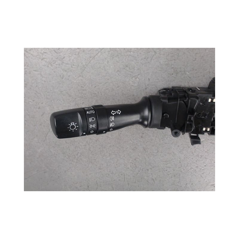 COMMANDE CLIGNOTANT KIA CEE-D