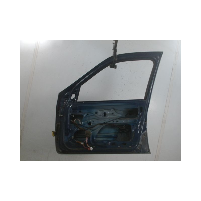 PORTE AVANT DROIT RENAULT CLIO