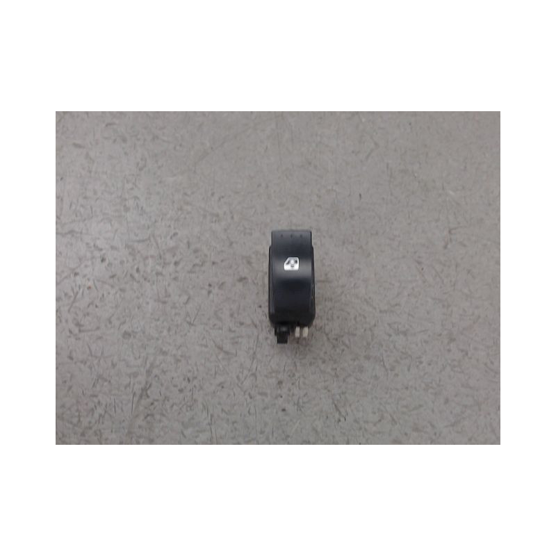 COMMANDE LEVE-GLACE PORTE AVD RENAULT CLIO