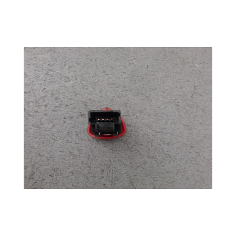 BOUTON DE WARNING RENAULT CLIO