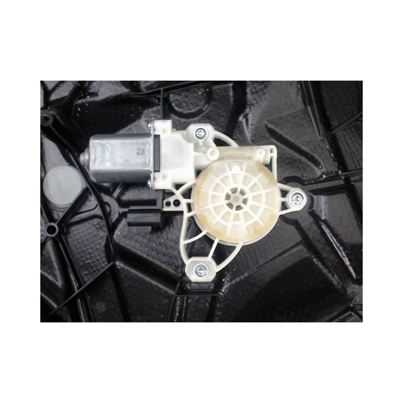 MECANISME LEVE-GLACE AVANT DROIT FORD FOCUS