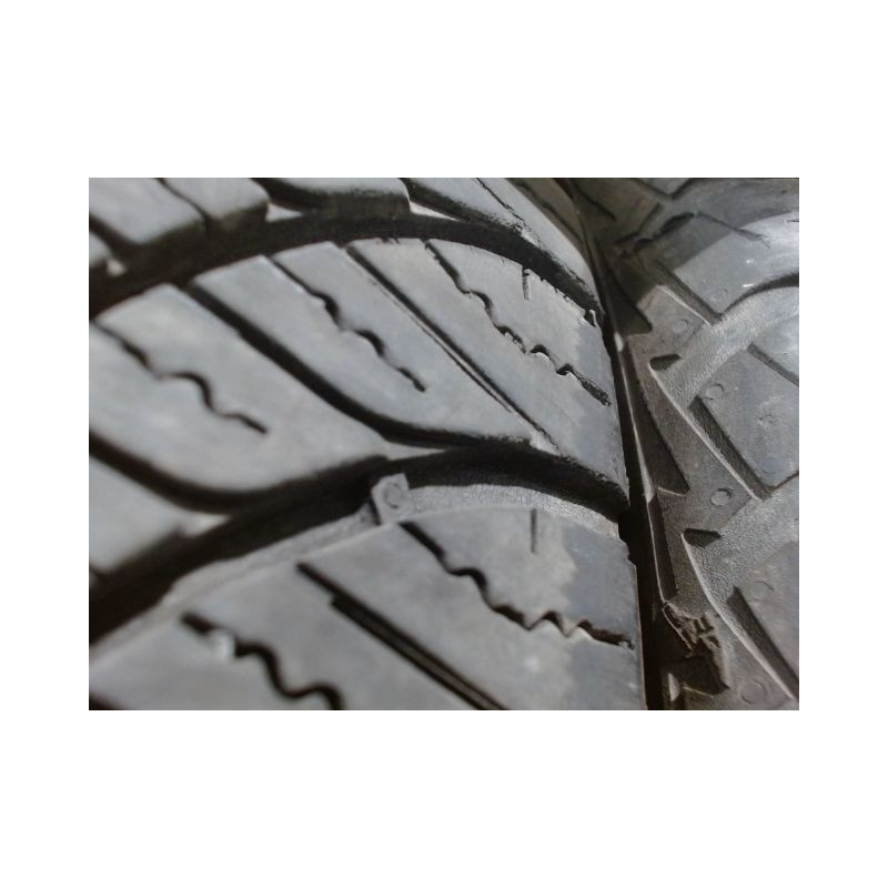 Paire de pneus GOOD YEAR VECTOR 4 SEASONS 185 60 15 84 T