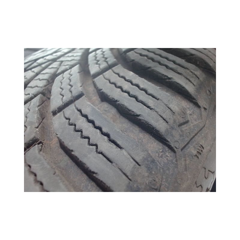 Paire de pneus CONTINENTAL WINTERCONTACT TS870 185 55 16 87 T