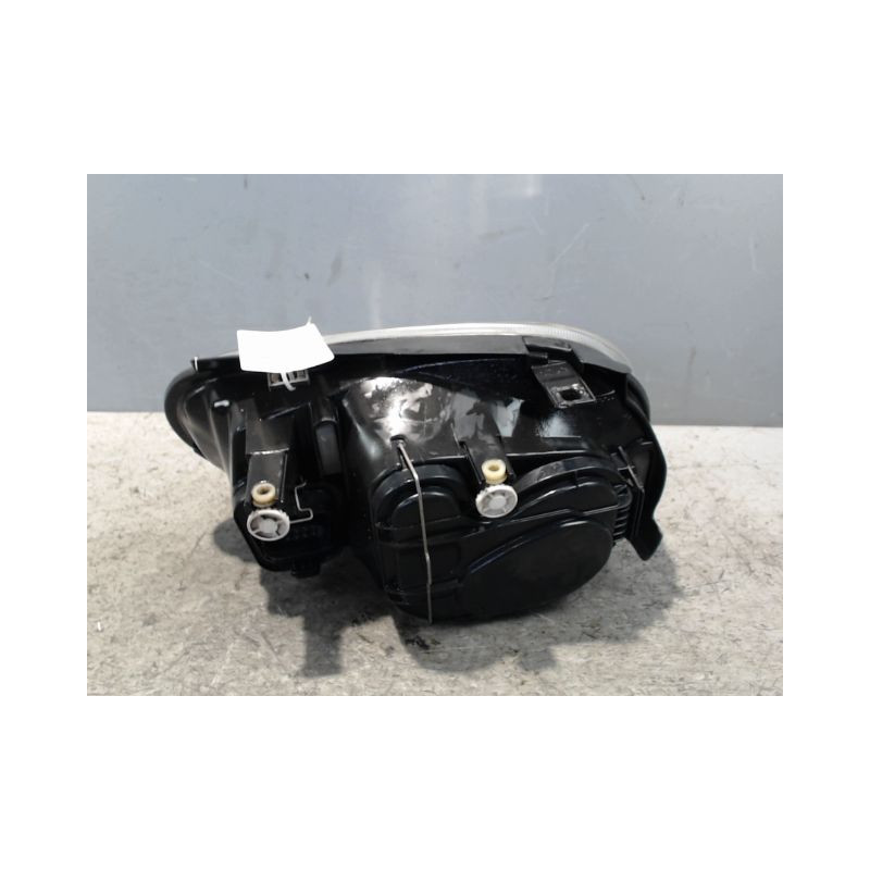 PHARE DROIT VOLKSWAGEN GOLF 4