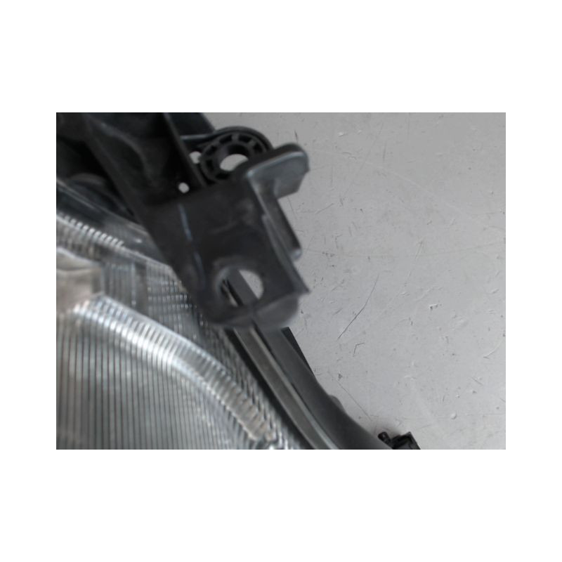 PHARE DROIT SUZUKI BALENO