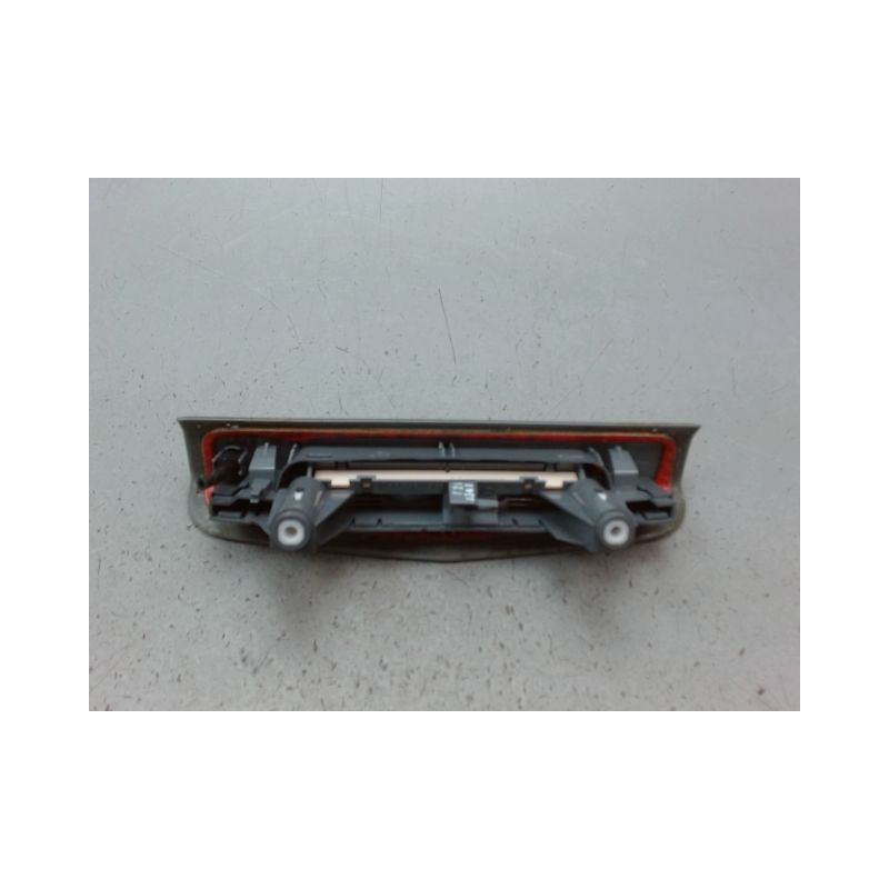 FEUX STOP SUPPLEMENTAIRE OPEL CORSA IV Phase 2 (D) 2011-2015