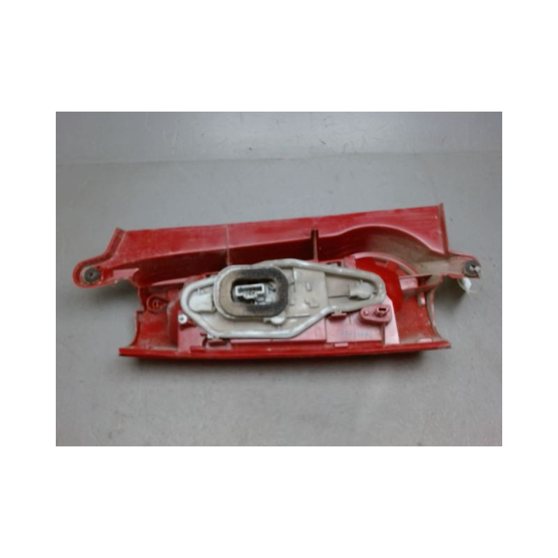 FEU ARRIERE DROIT CITROEN BERLINGO II BREAK 2008-