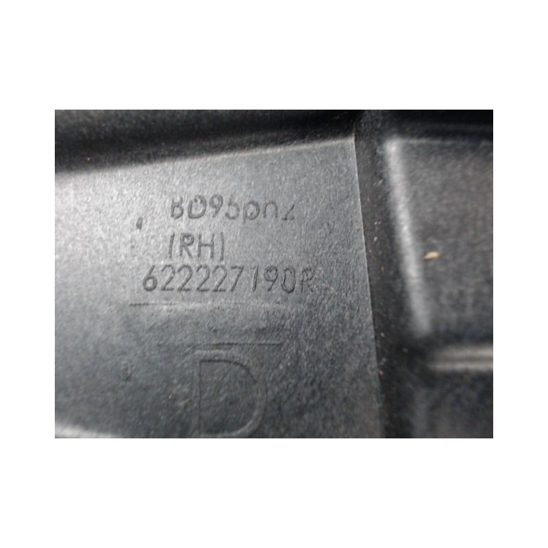SUPPORT PHARE DROIT RENAULT MEGANE