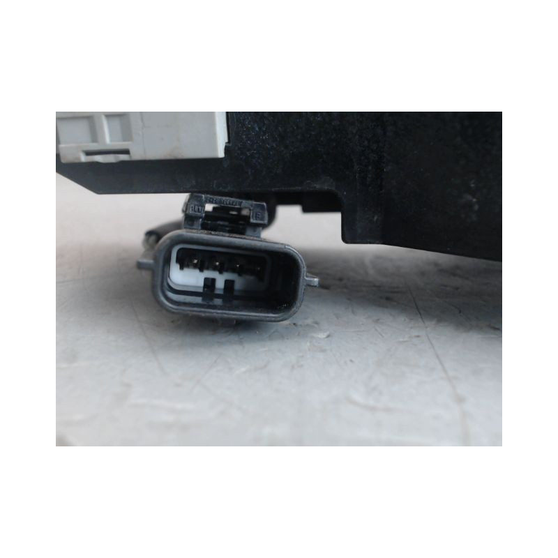 POIGNEE EXTERIEURE PORTE AVANT GAUCHE RENAULT KADJAR