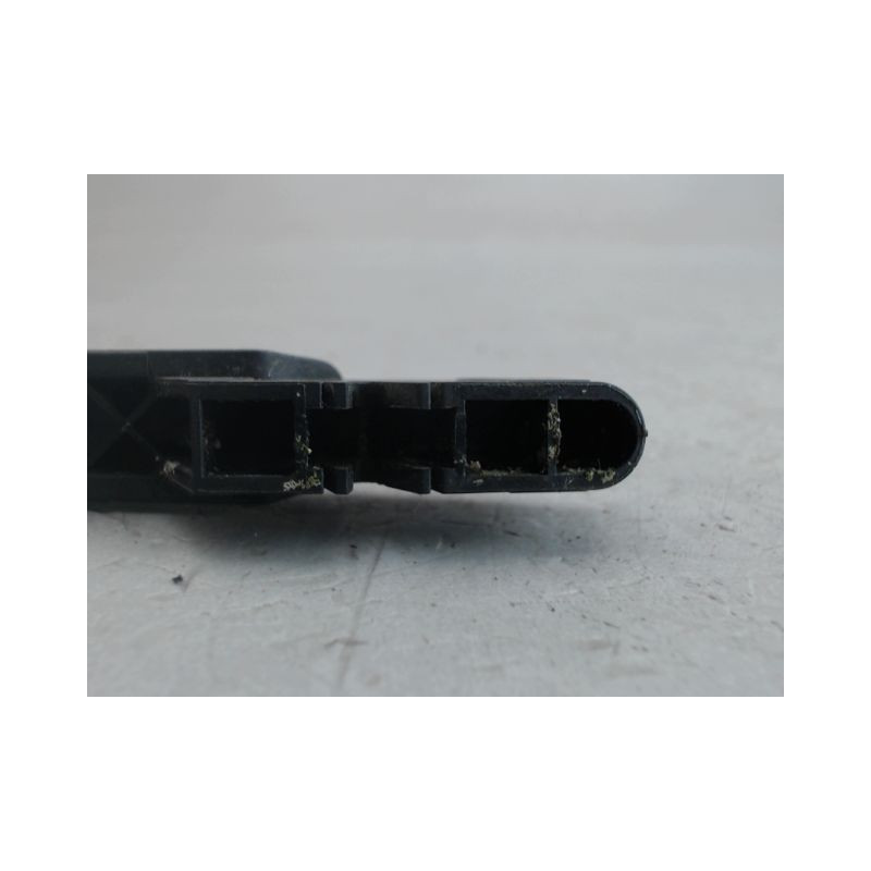 BRAS ESSUIE-GLACE ARRIERE RENAULT CLIO