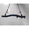 TRAVERSE SUPERIEURE ARMATURE AVANT TOYOTA AURIS 2010-