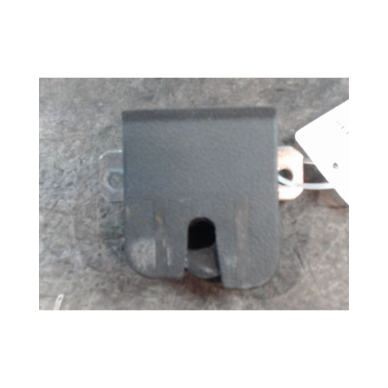 SERRURE HAYON  VOLKSWAGEN POLO 2005-