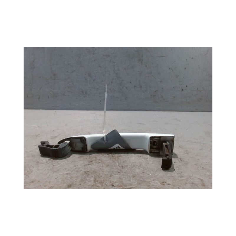 POIGNEE EXTERIEURE PORTE ARRIERE DROIT RENAULT MEGANE III 2008-