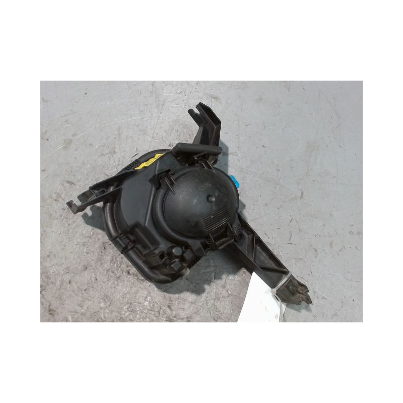 PHARE ANTIBROUILLARD AVANT DROIT PEUGEOT 306 CABRIOLET 97-2002