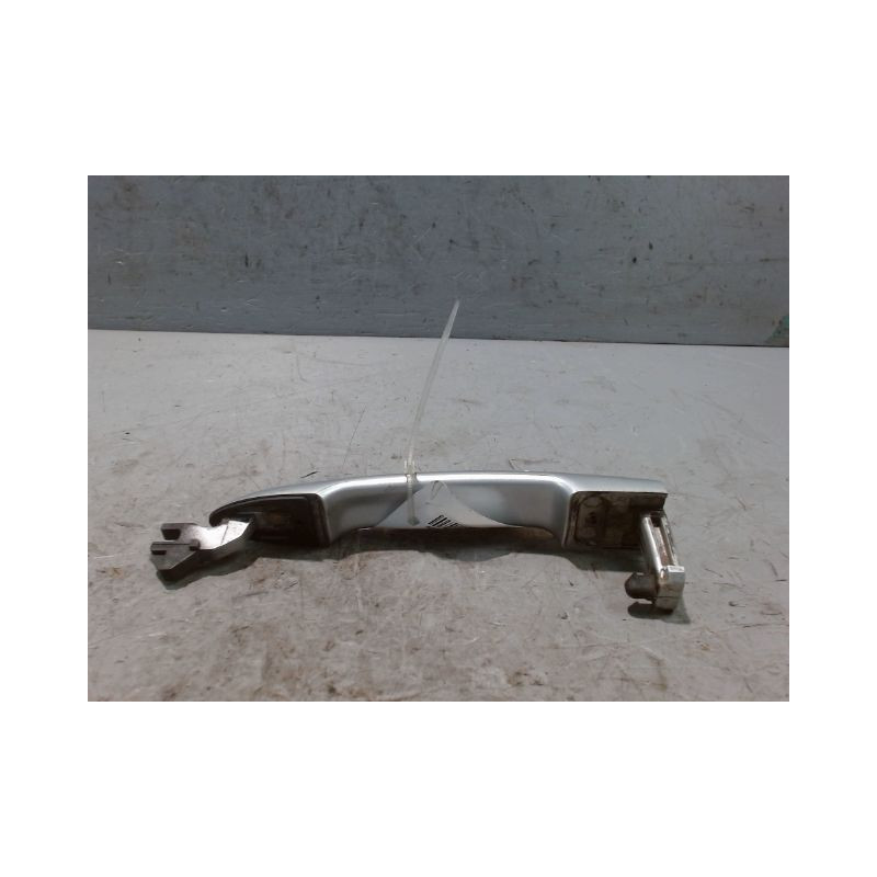 POIGNEE EXTERIEURE PORTE ARRIERE DROIT RENAULT LAGUNA II ESTATE 2005-2007
