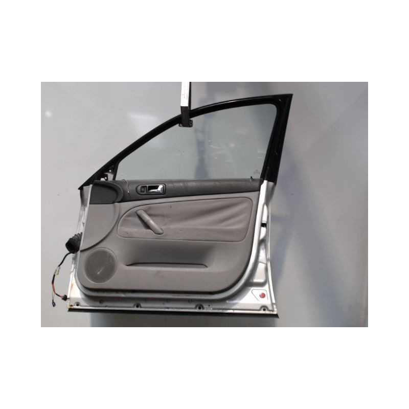 PORTE AVANT DROIT VOLKSWAGEN PASSAT