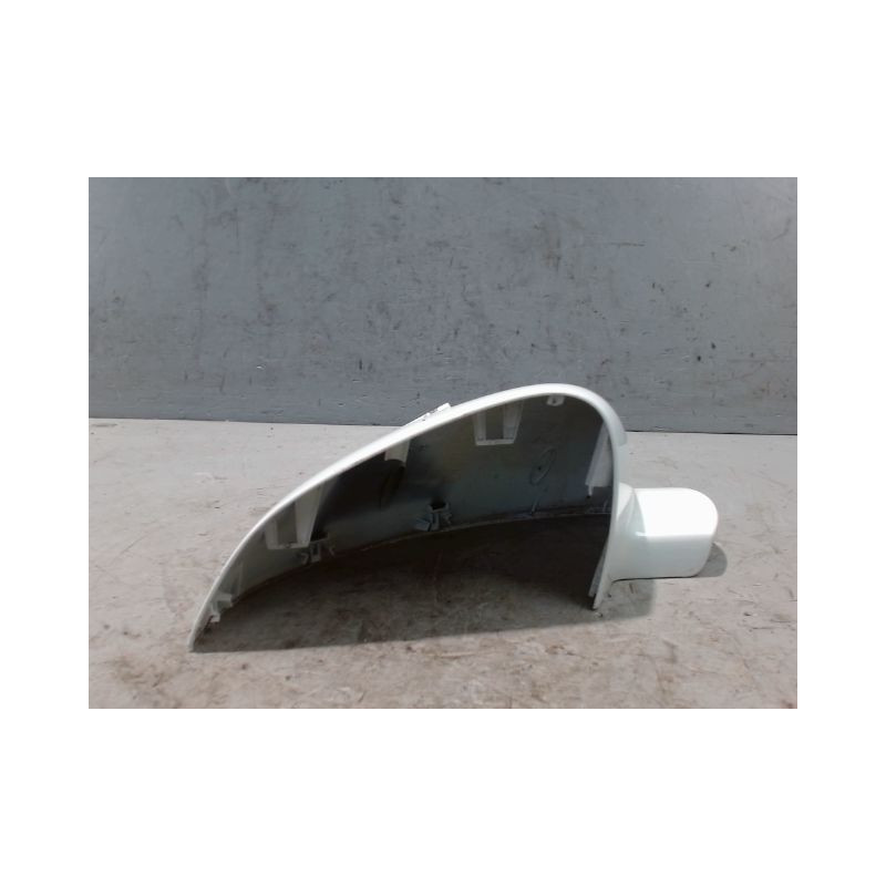 CARENAGE RETROVISEUR EXTERIEUR GAUCHE OPEL INSIGNIA