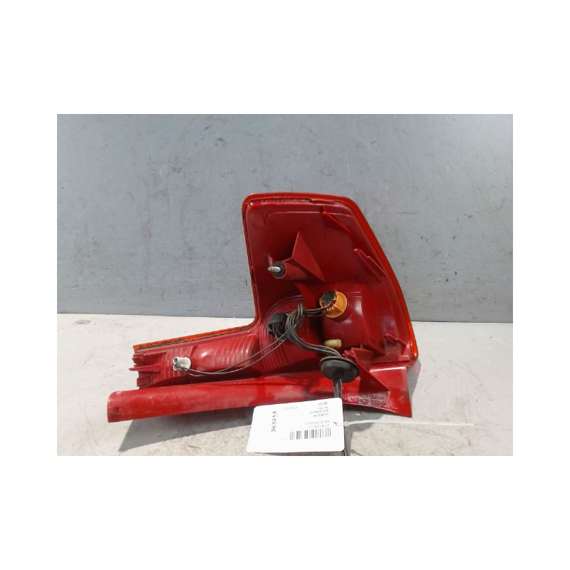FEU ARRIERE GAUCHE  CITROEN C4 04-08