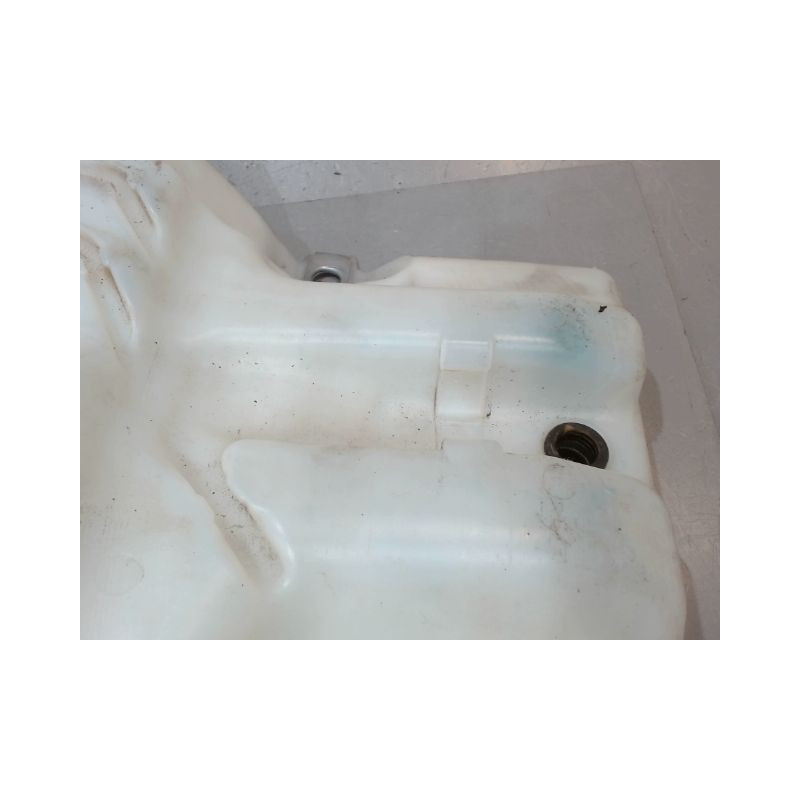 RESERVOIR LAVE-GLACE AVANT FORD C-MAX