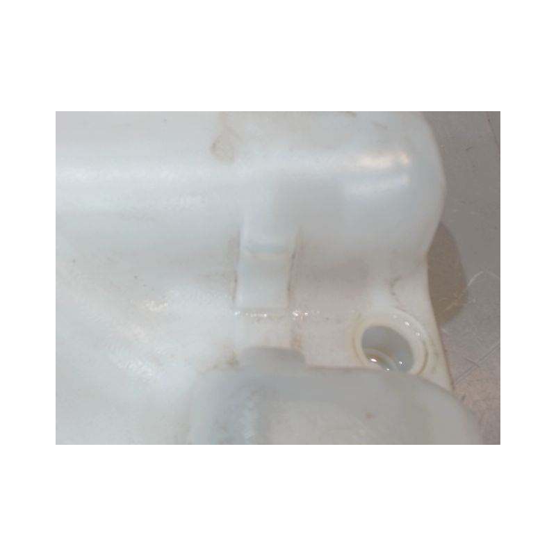 RESERVOIR LAVE-GLACE AVANT RENAULT MEGANE